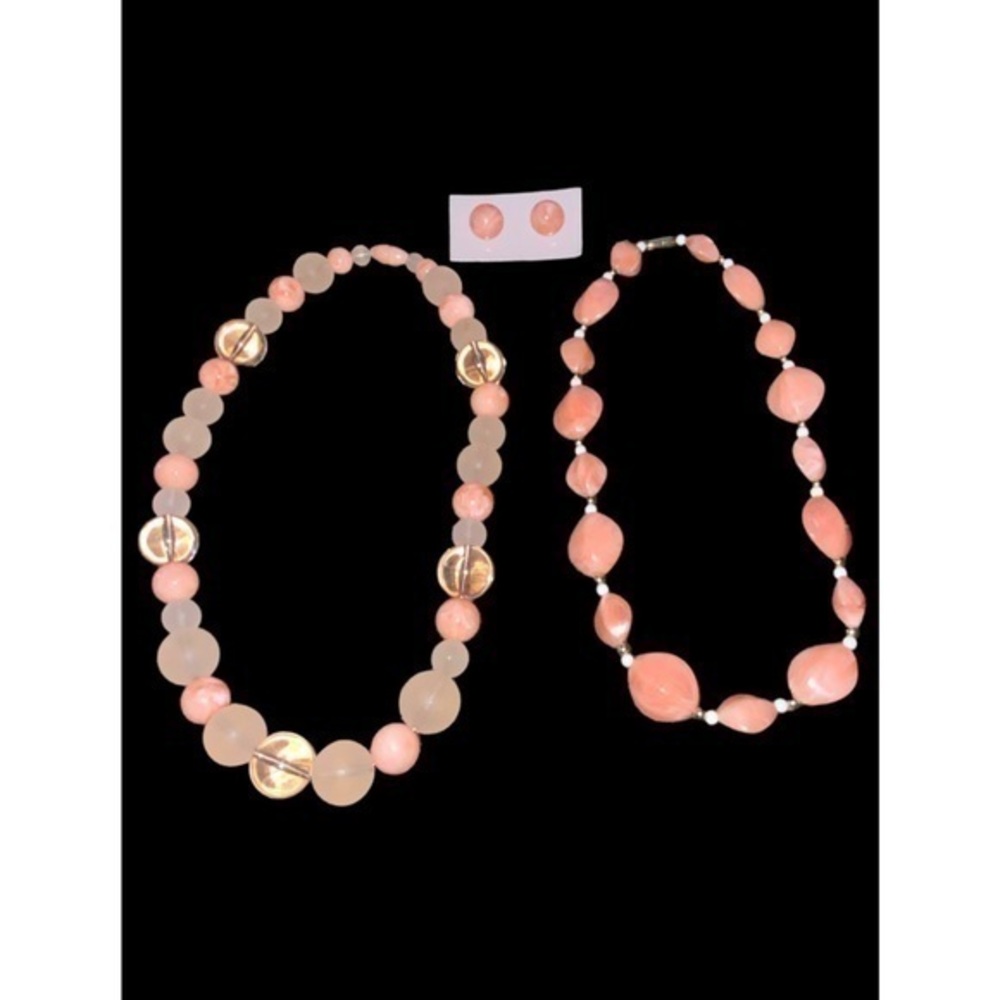 2 Avon Vintage Peach Bulky Bead 18” Necklaces & A Pair Post Earrings LIke New